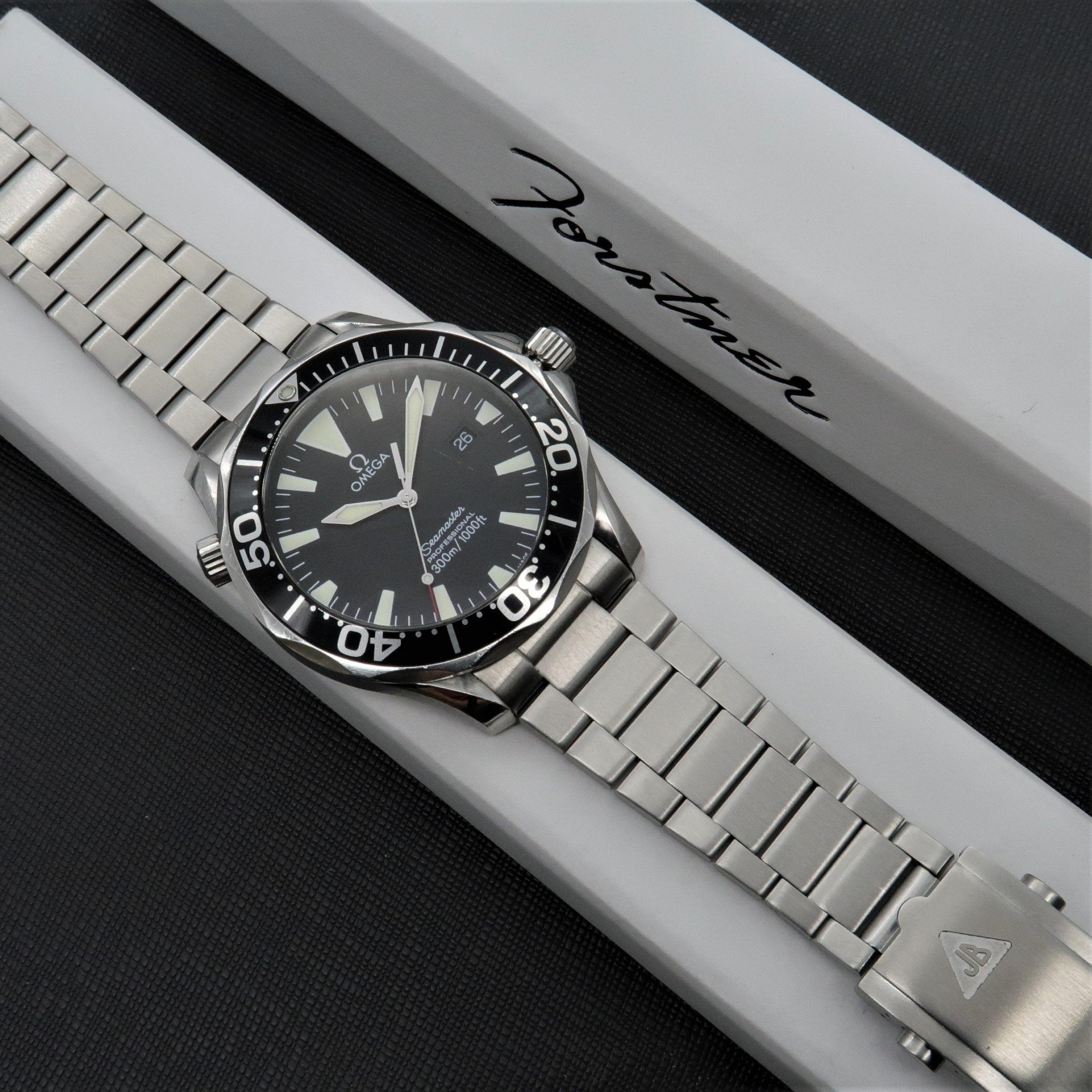 Forstner Contemporary Flat Link Bracelet for pre-2018 Omega Seamaster - Forstner Bands UK
