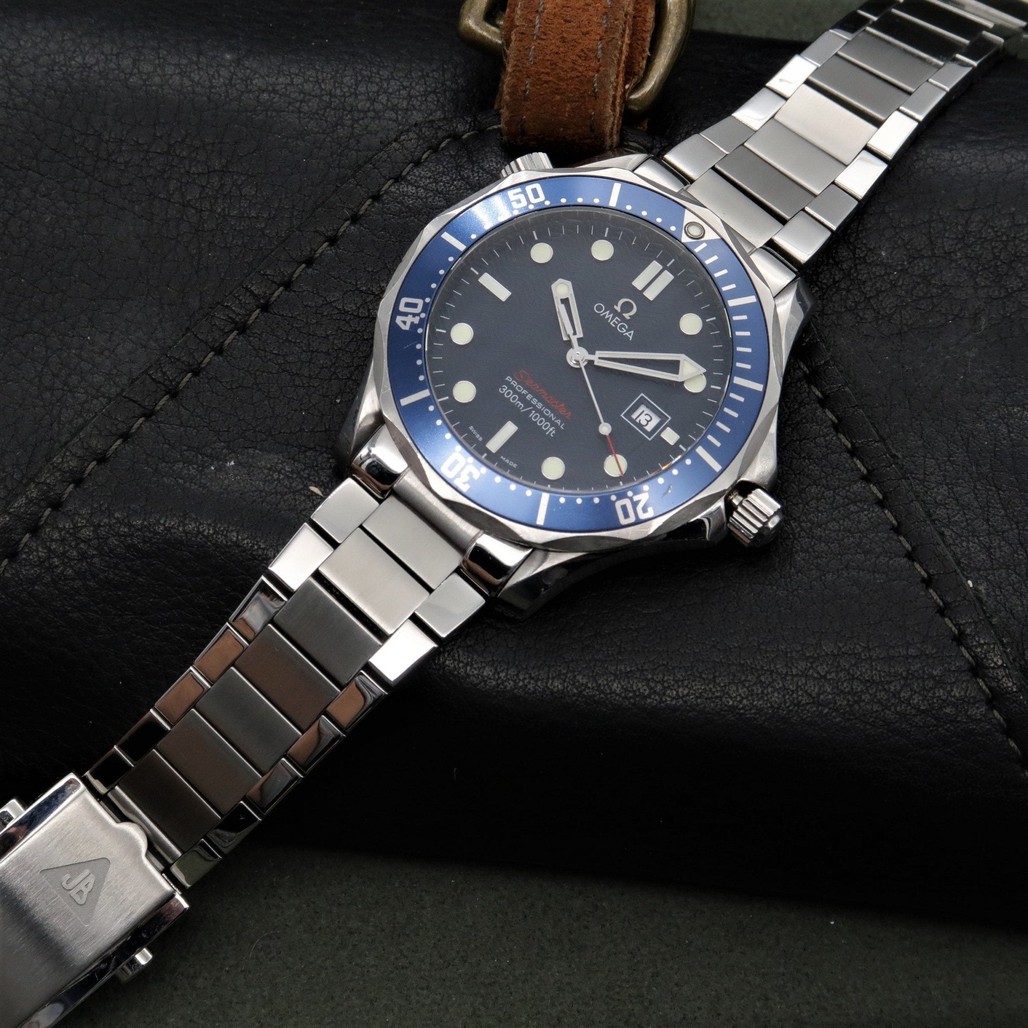 Forstner Contemporary Flat Link Bracelet for pre-2018 Omega Seamaster - Forstner Bands UK
