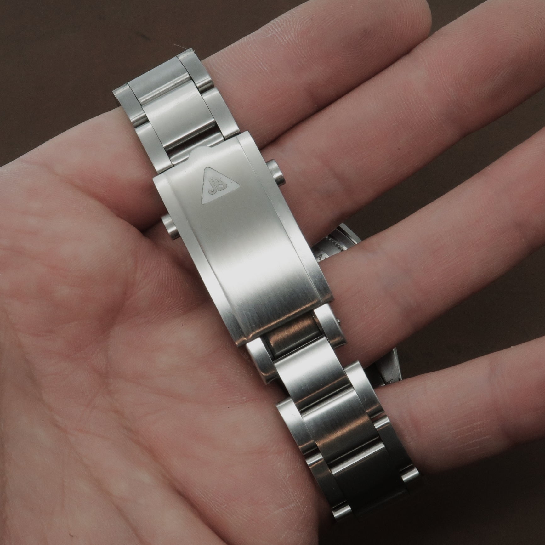 Forstner Model O for Omega Seamaster - Forstner Bands UK