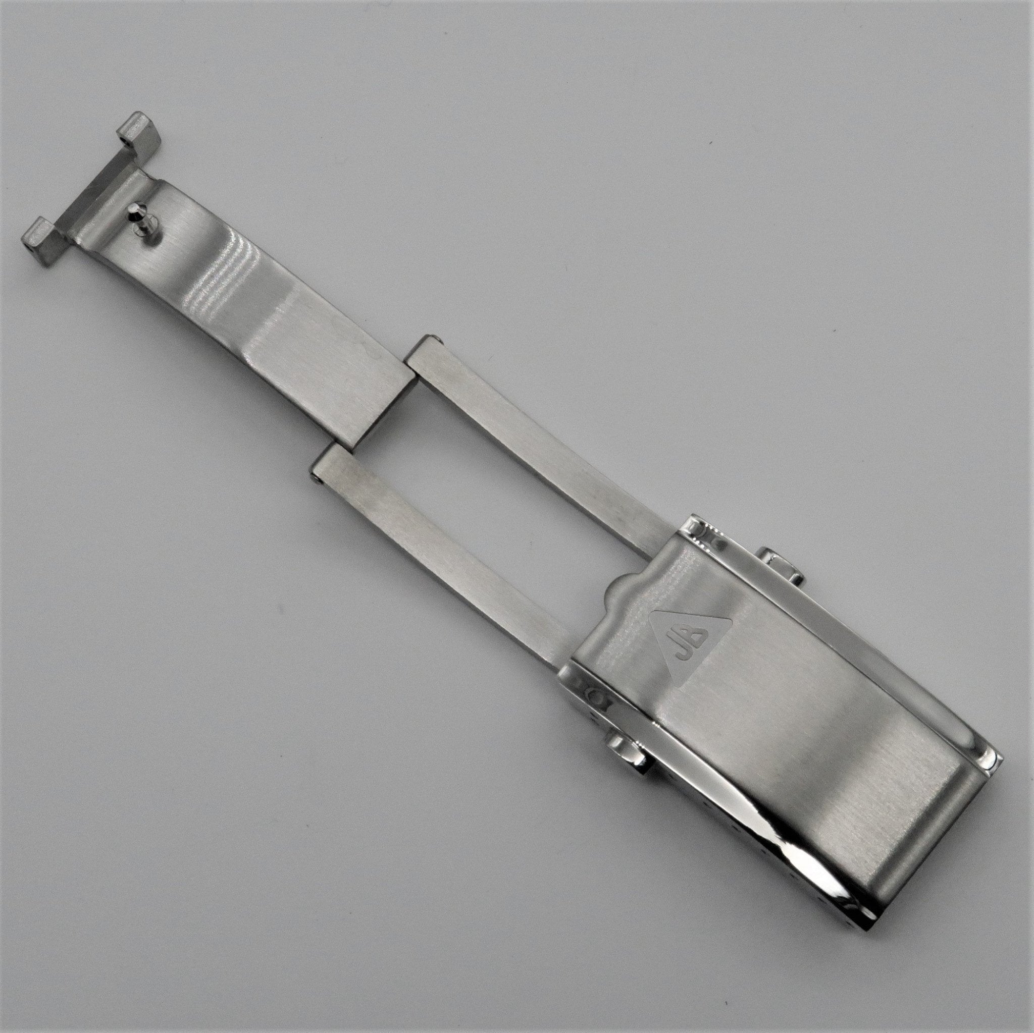 Forstner's Push-Button Milled Clasp - Forstner Bands UK