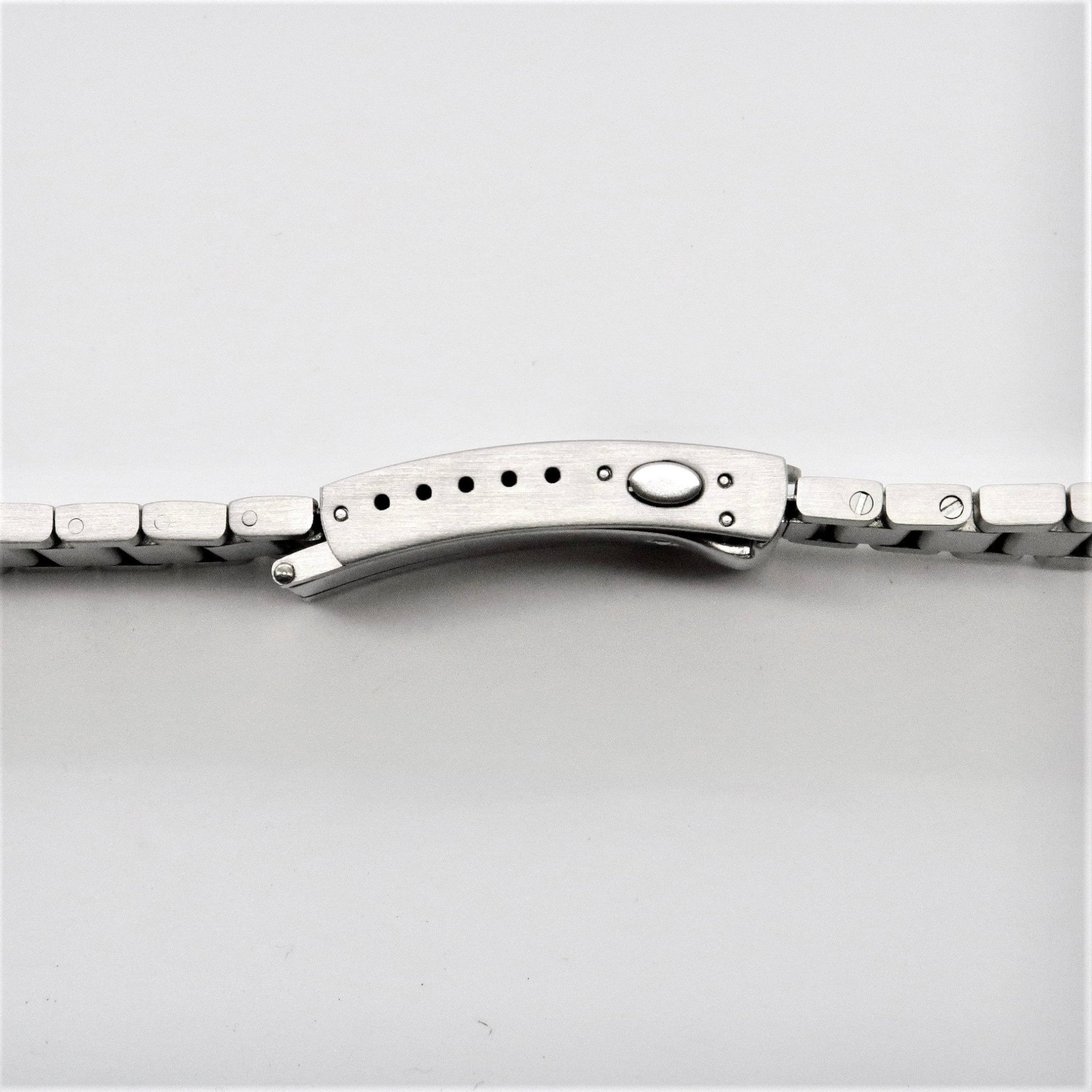 Brushed Contemporary Flat Link Bracelet for Black Bay 58 - Forstner Bands UK