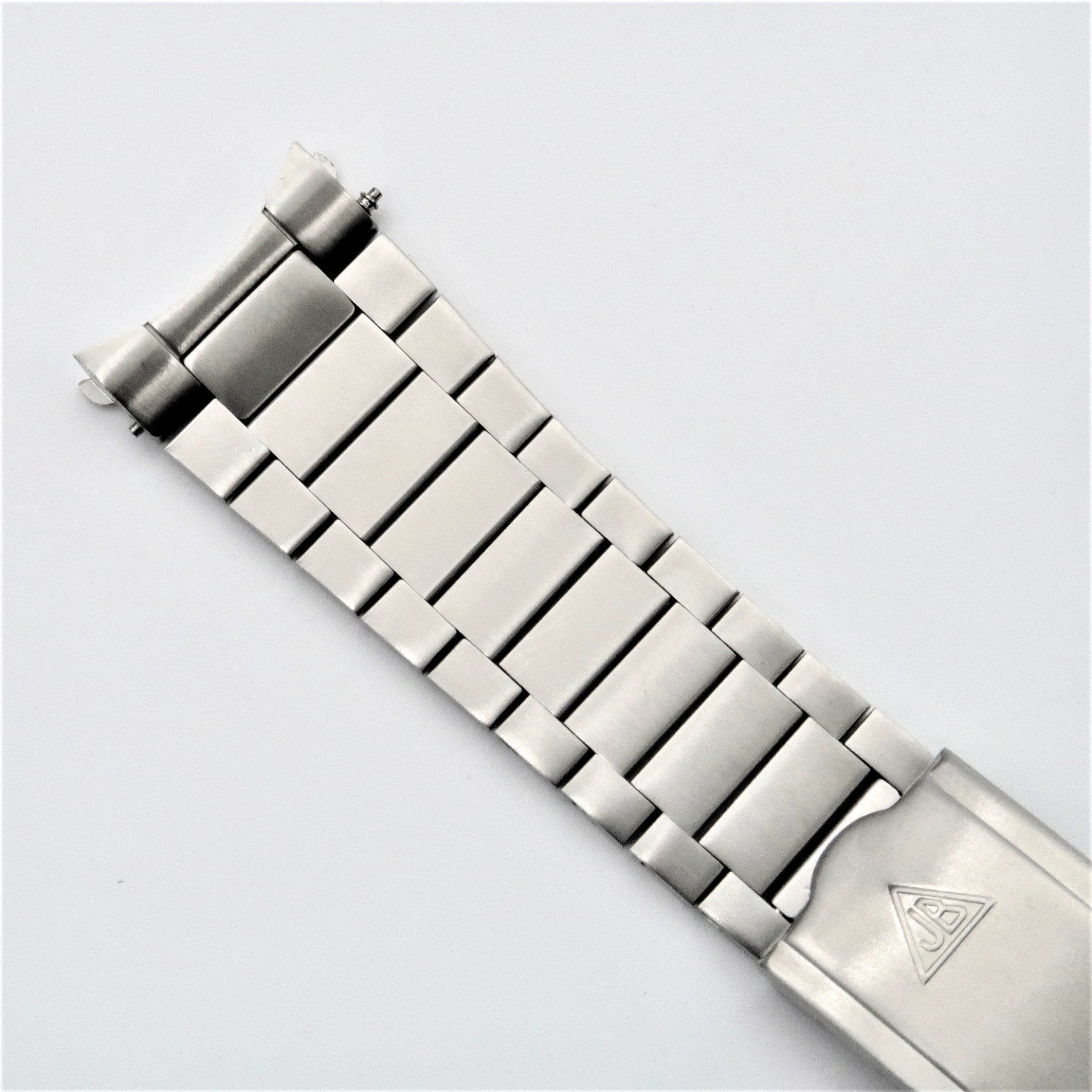 Brushed Flat Link Bracelet for Black Bay 58 - Forstner Bands UK