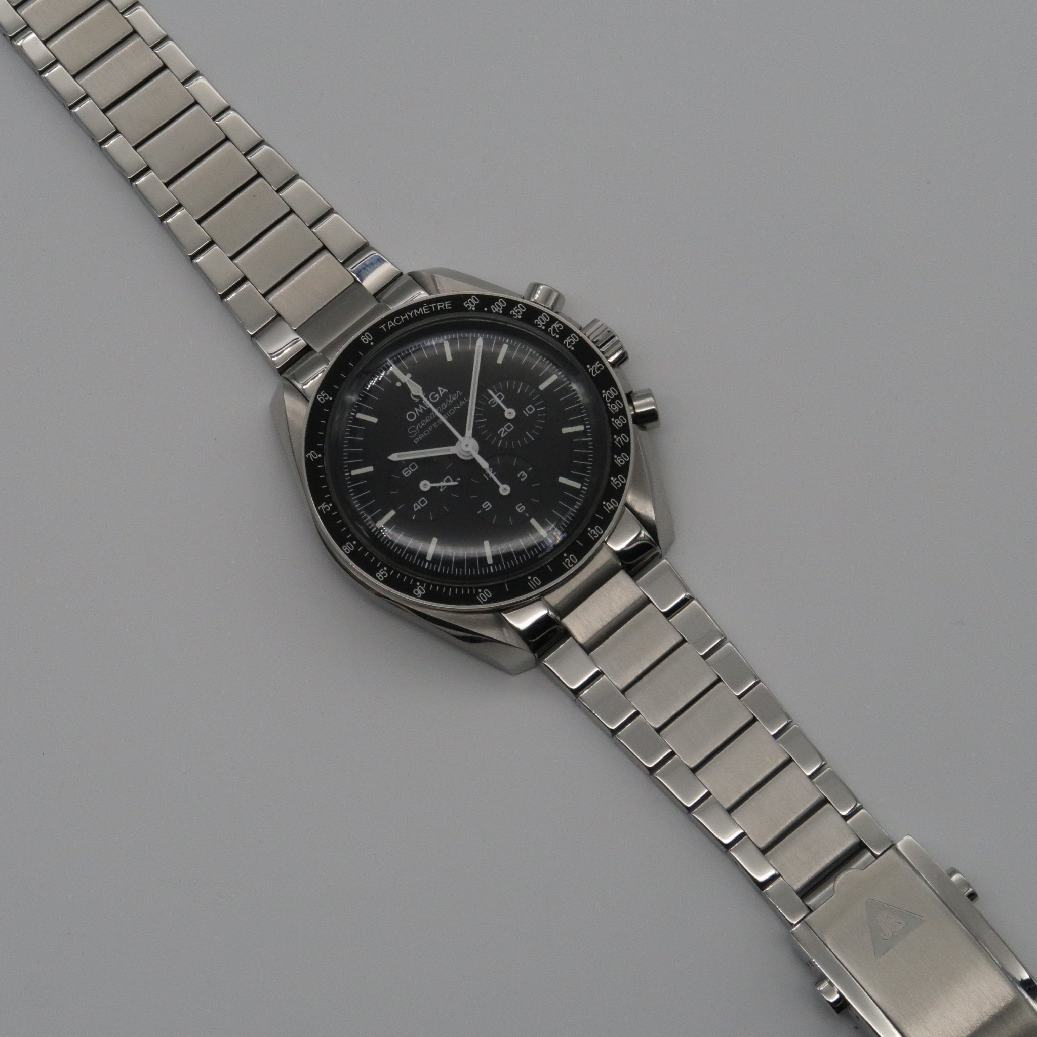 Forstner Contemporary Flat Link Bracelet for Omega Speedmaster - Forstner Bands UK