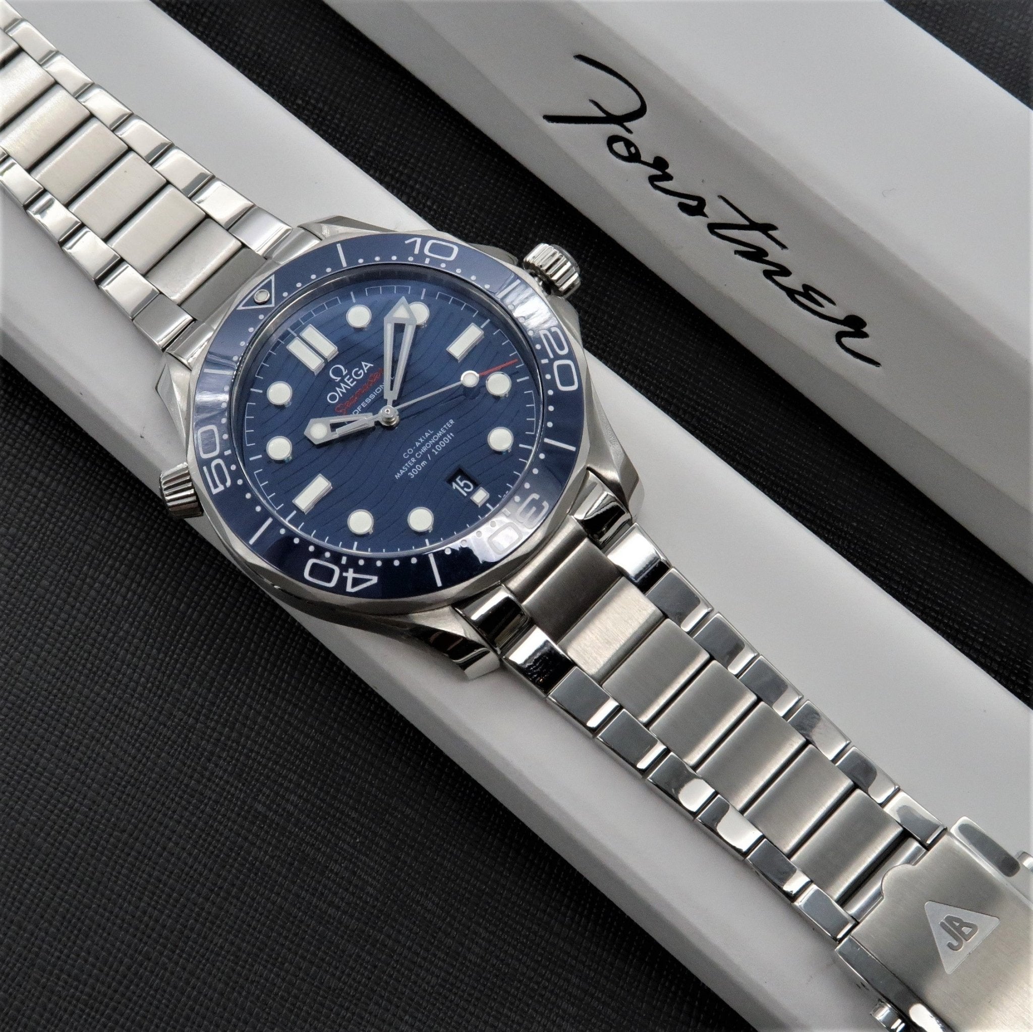 Forstner Contemporary Flat Link Bracelet for post-2018 Omega Seamaster - Forstner Bands UK