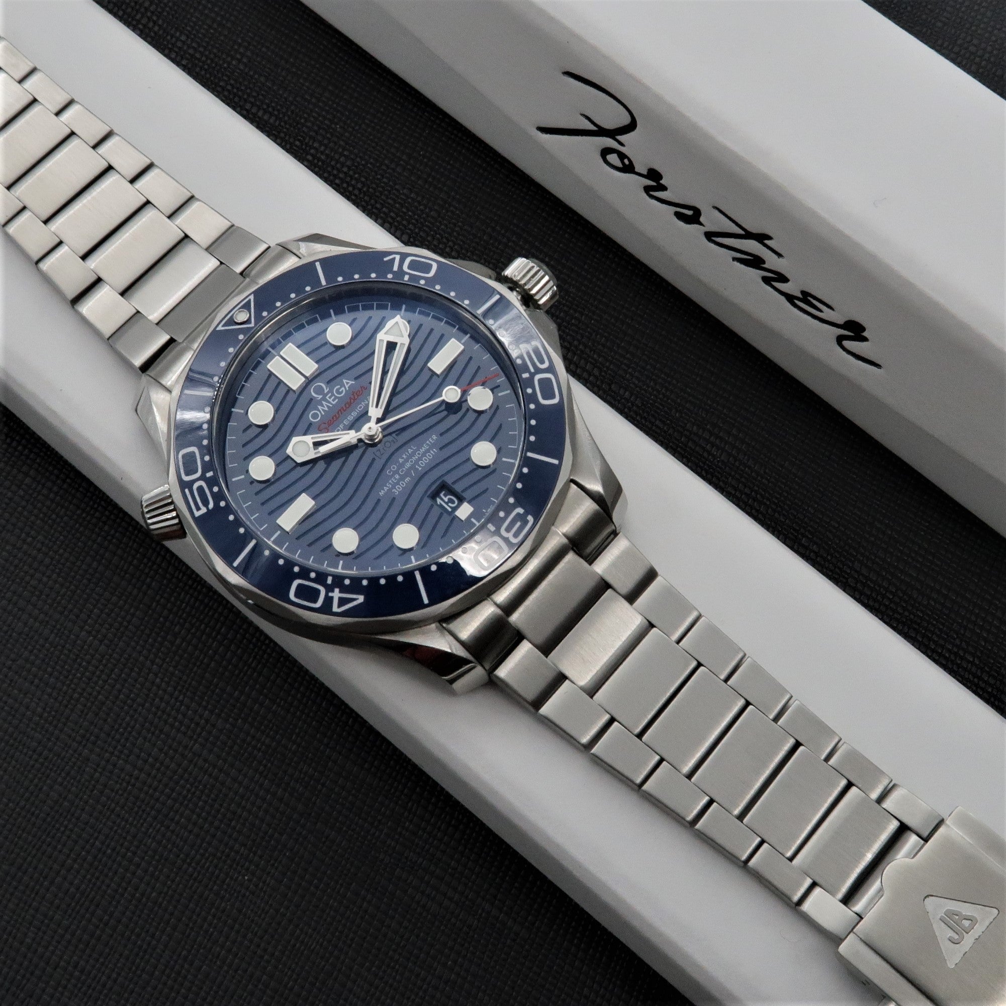 Forstner Contemporary Flat Link Bracelet for post-2018 Omega Seamaster - Forstner Bands UK