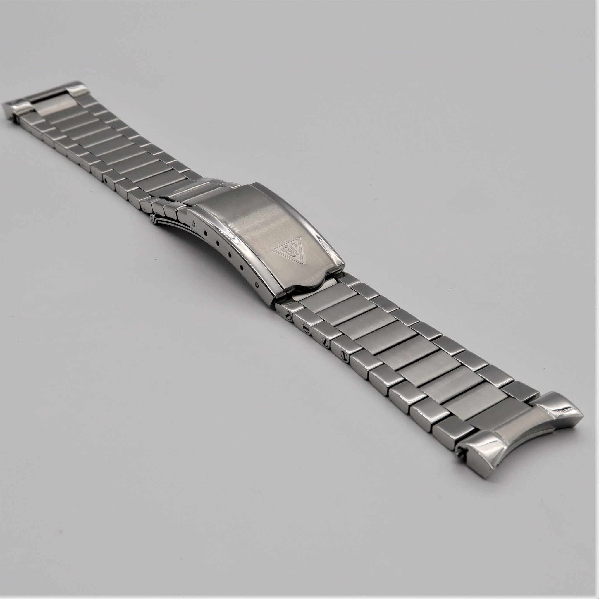 Forstner Flat Link Bracelet for Omega Seamaster (Post-2018) - Forstner Bands UK